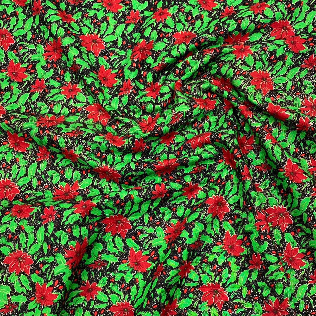 Per Metre Digitally Printed Gold Foil Christmas 100% Cotton- 45" Wide (Mistletoe)