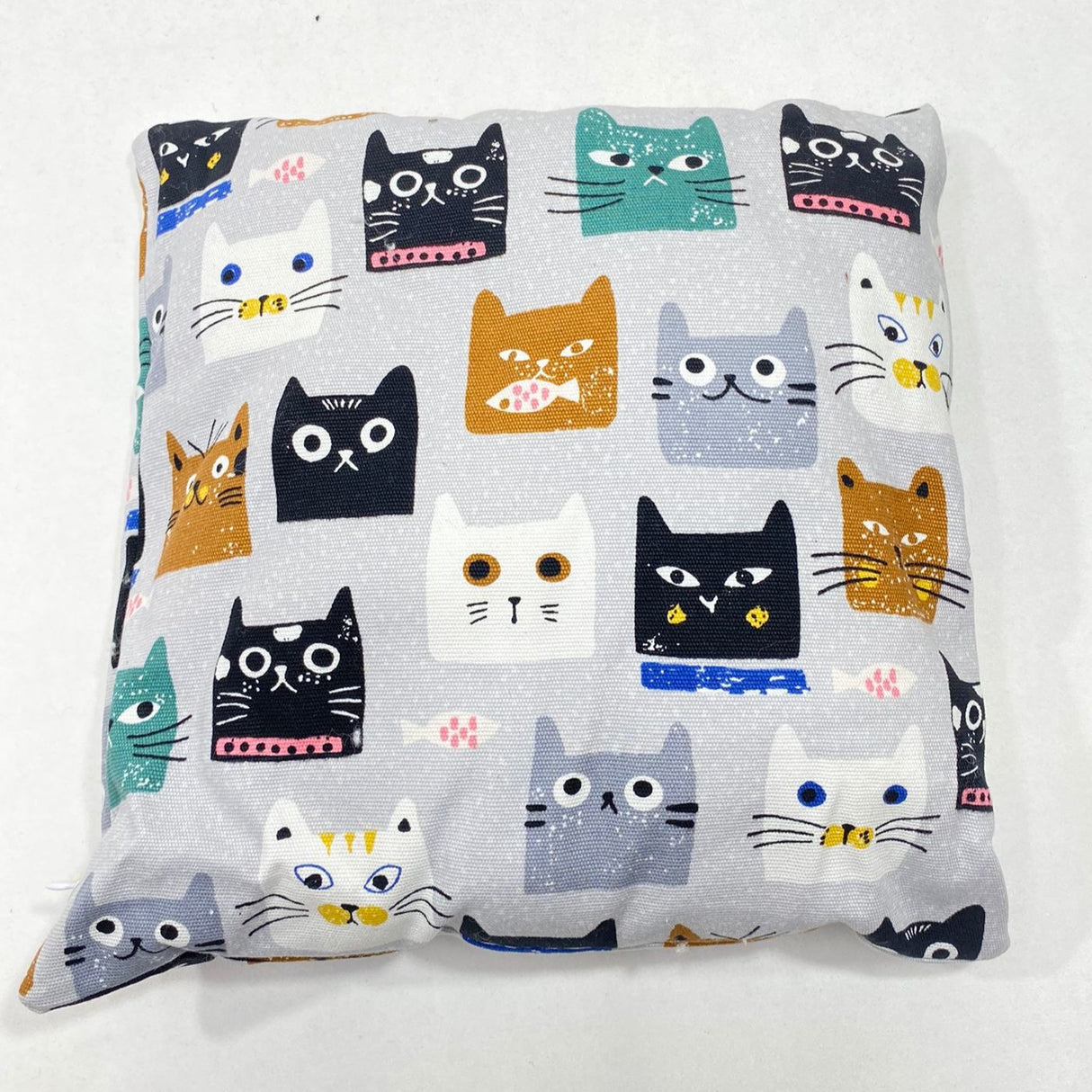 9cm x 9cm, Printed Cotton Canvas Miniature Cushions (Cats)