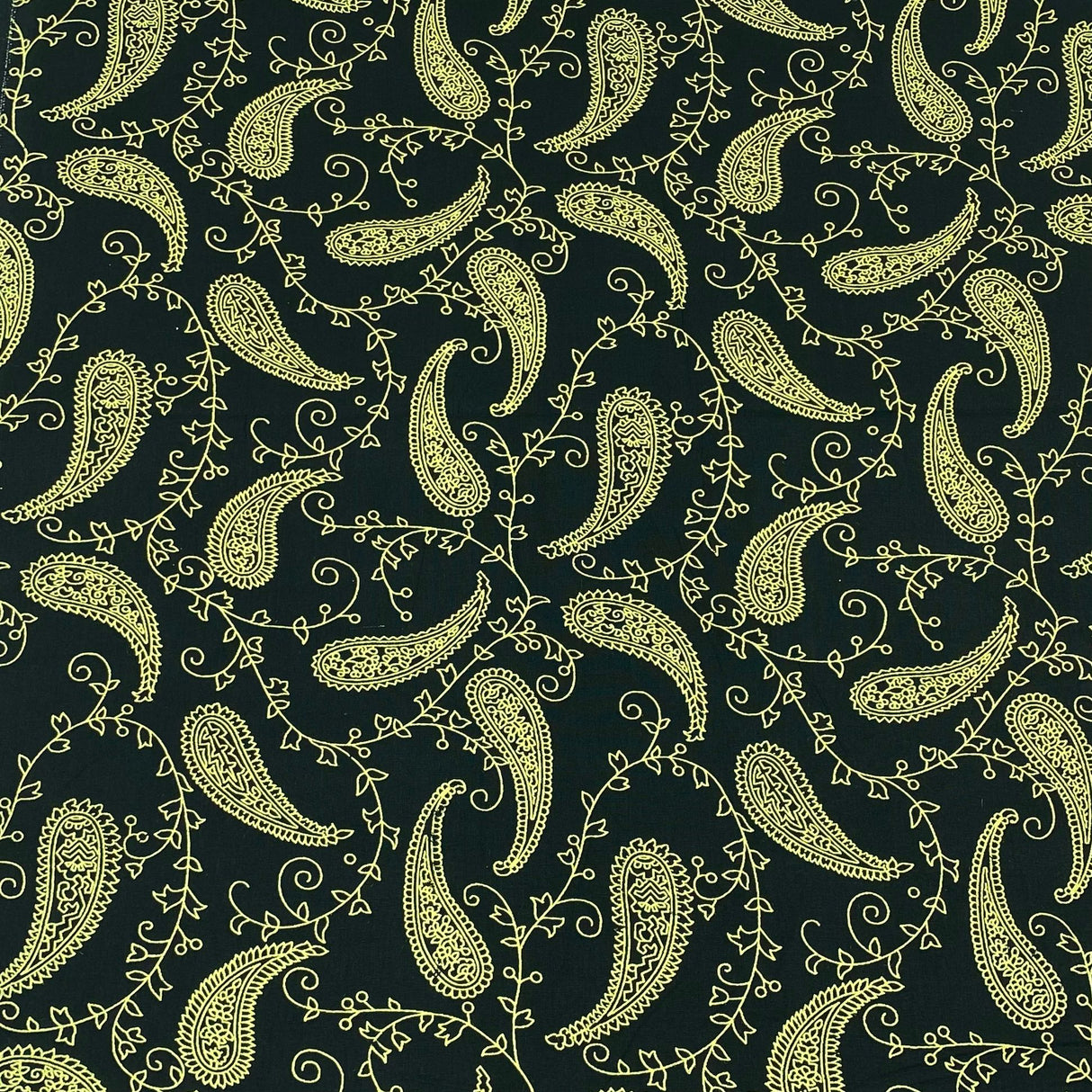 3 Metres Luxury 100% Cotton - 36" Wide - (Paisley Madness)