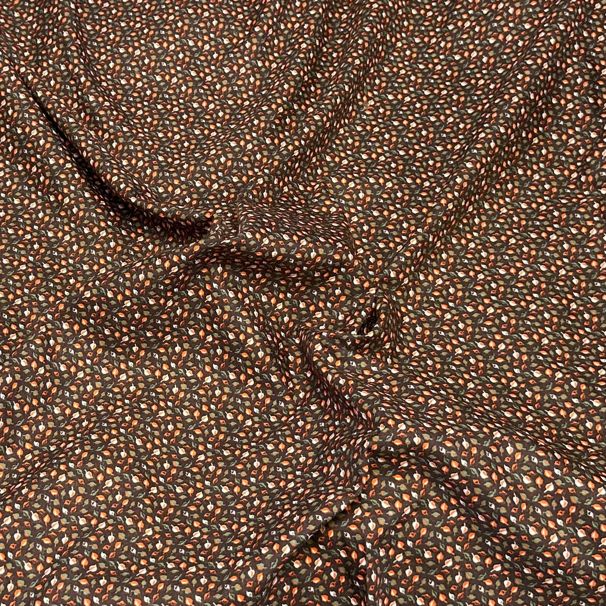 5 Metres Luxury 100% Cotton - 36" Wide - (Brown Leaf)