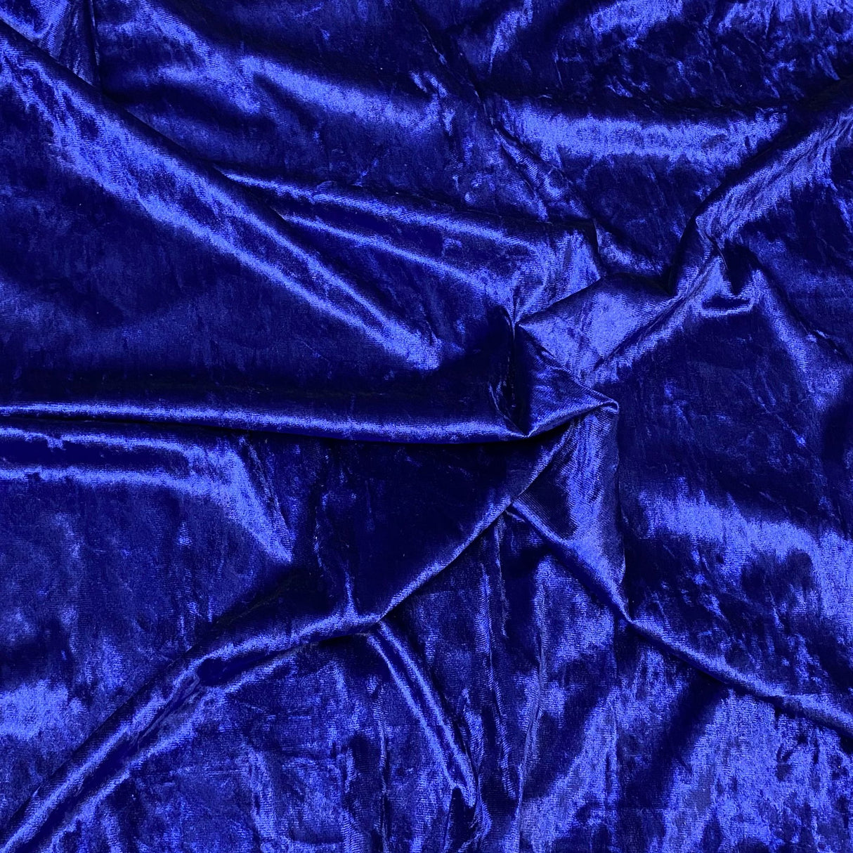 3 Metres Crushed Soft Velvet 55" Wide (Royal)