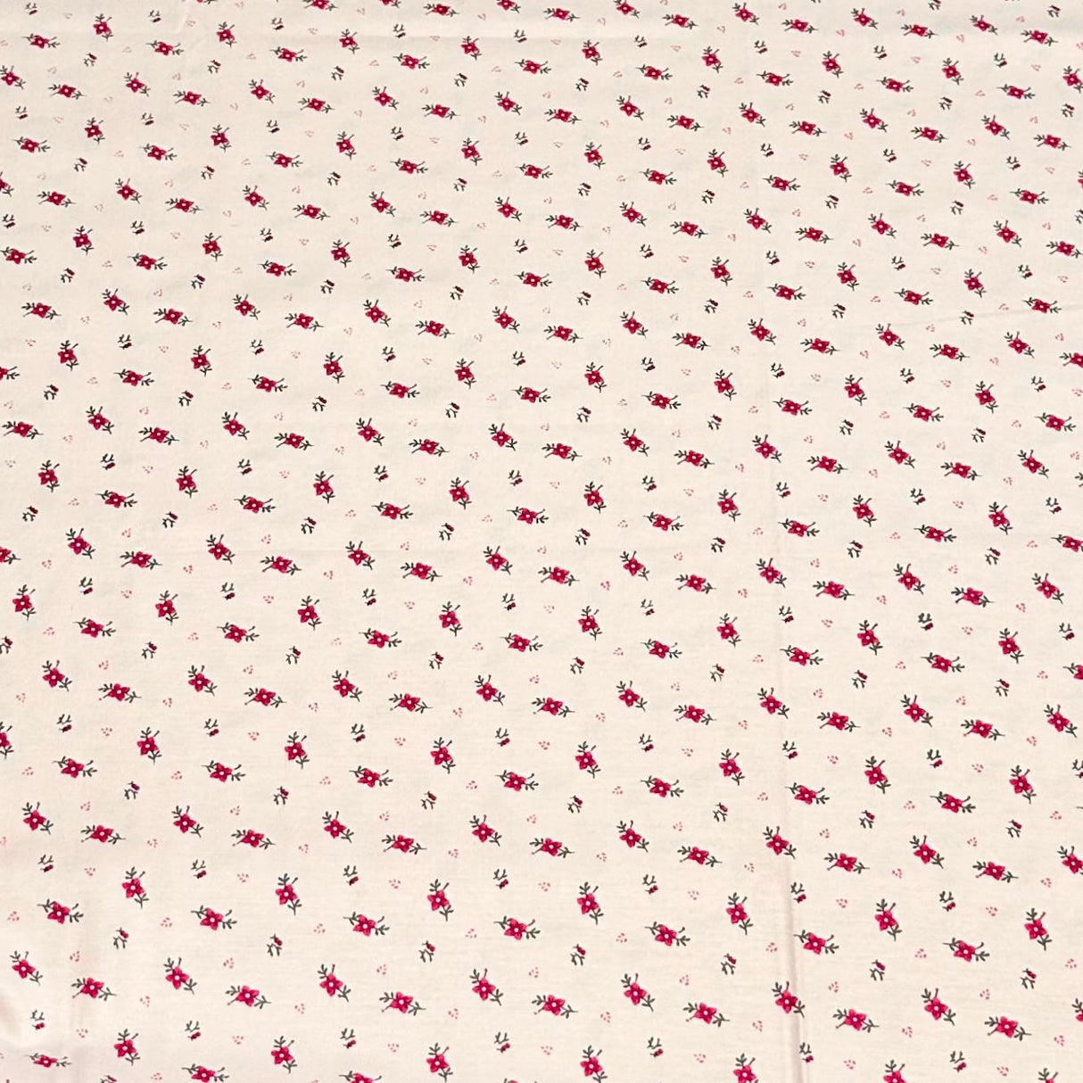 3 Metres Luxury 100% Cotton - 36" Wide - (Pink Daisy)