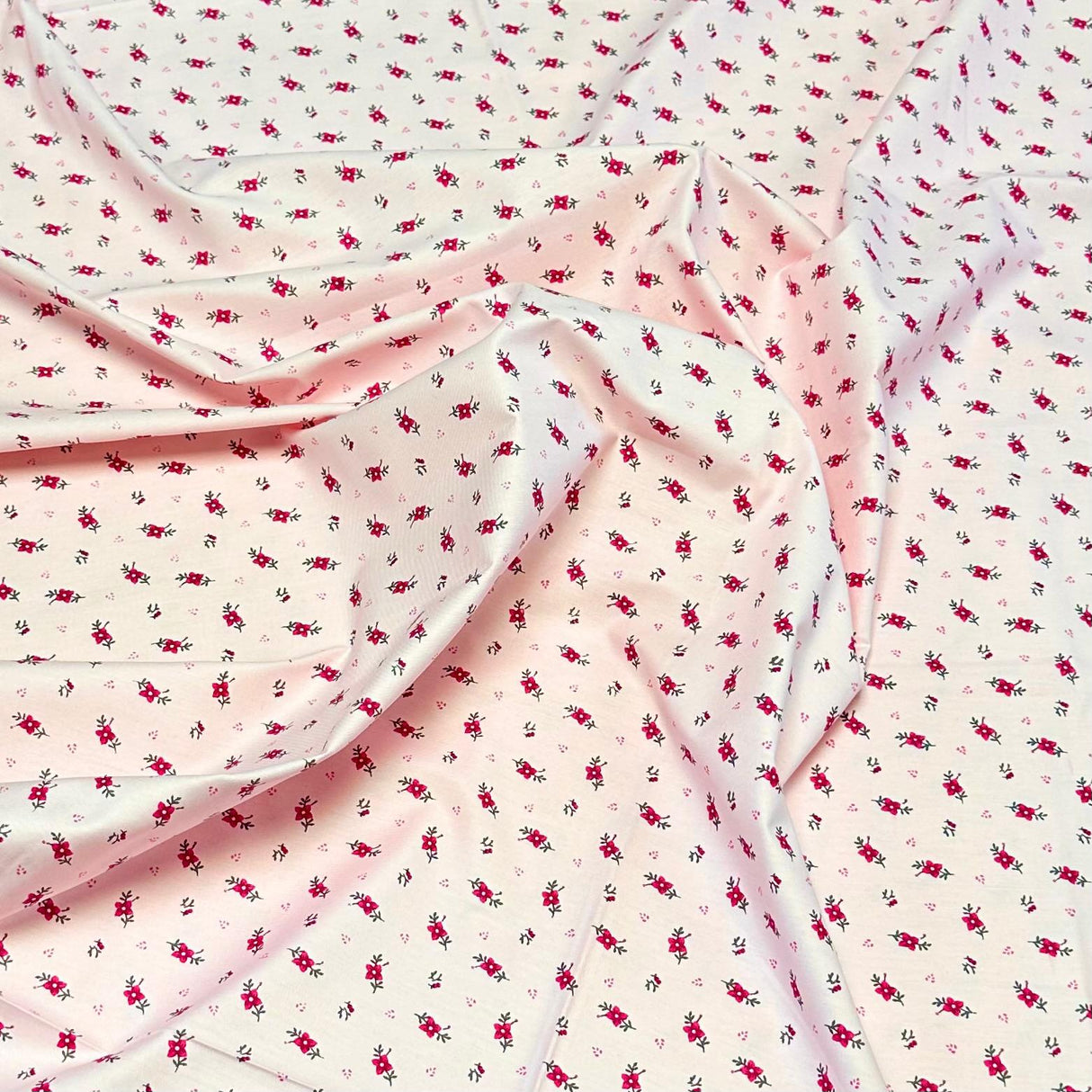 3 Metres Luxury 100% Cotton - 36" Wide - (Pink Daisy)