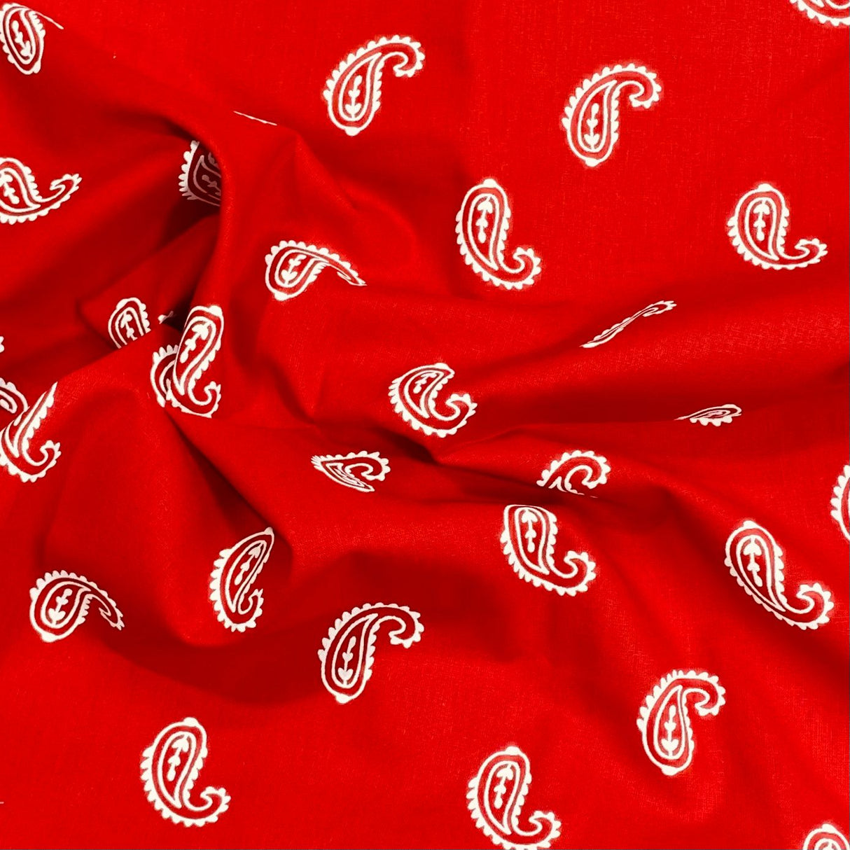 3 Metres Luxury 100% Cotton - 36" Wide - Red (Design Will Vary)