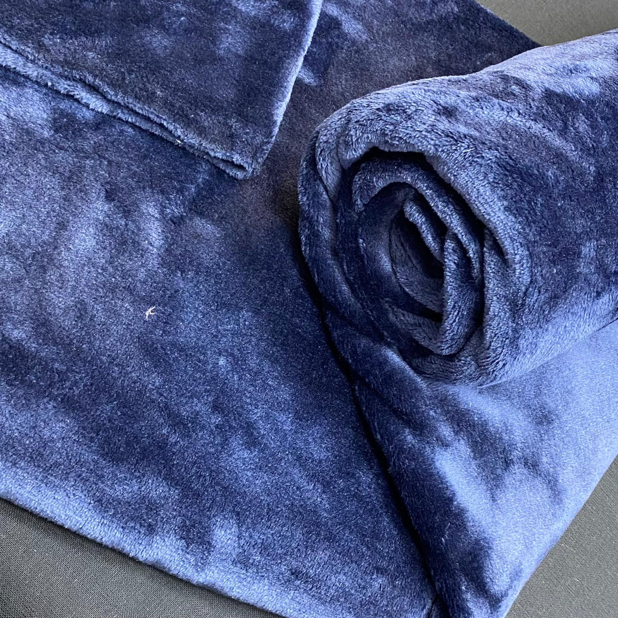 1 Metre Ultra Soft Premium Cuddle Fleece 60” Wide (Navy)