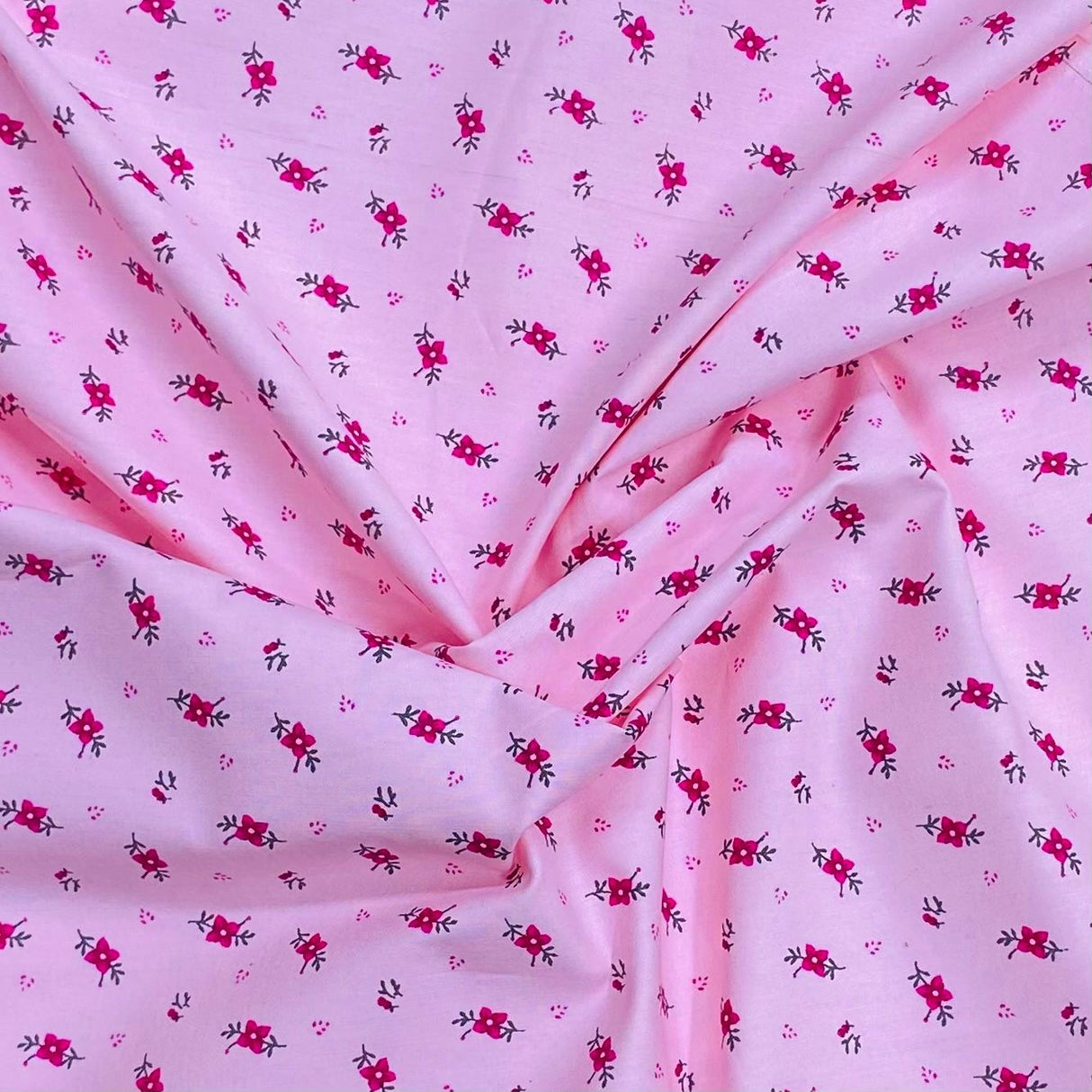 3 Metres Luxury 100% Cotton - 36" Wide - (Pink Floral)