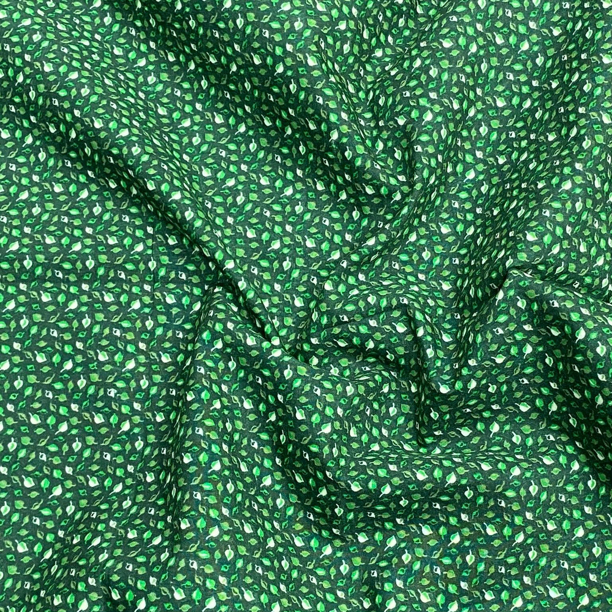 5 Metres Luxury 100% Cotton - 36" Wide (Green)