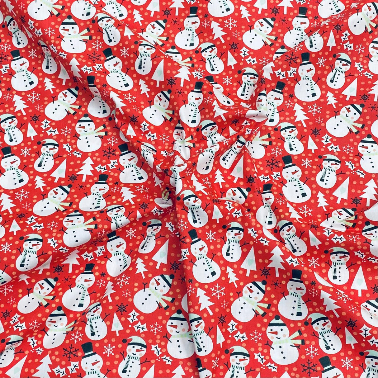 3 Metres Super Soft Christmas Print Poplin Cotton - 45" Wide (Snowman Red)