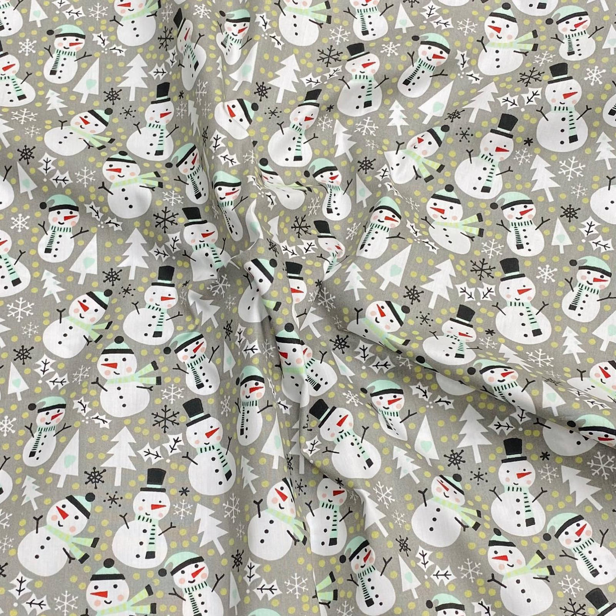 3 Metres Super Soft Christmas Print Poplin Cotton - 45" Wide (Snowman Grey)