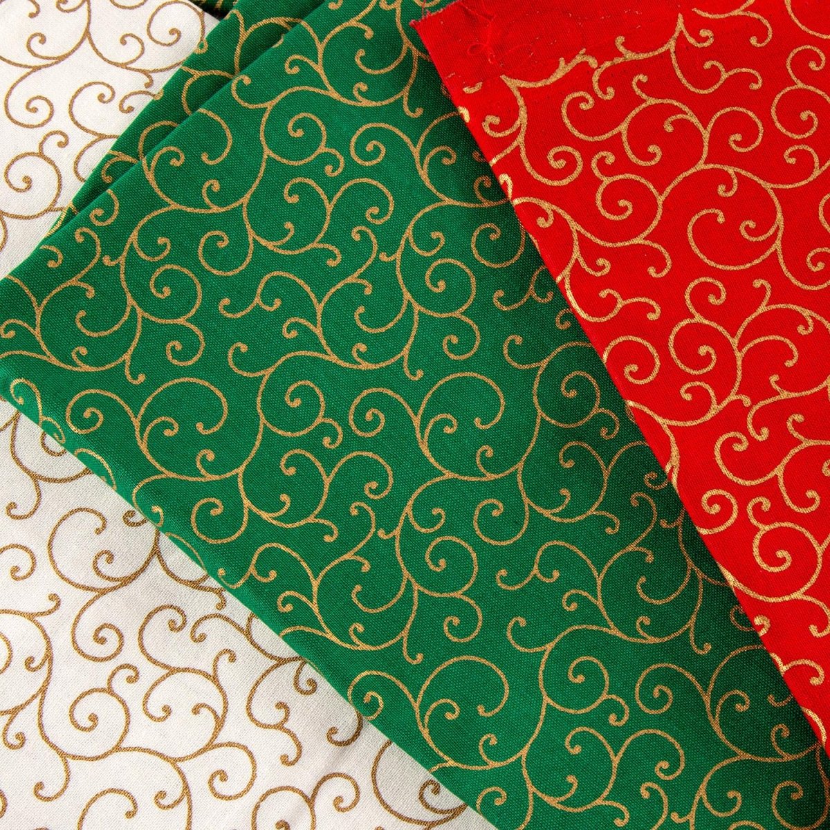 18 Piece Super Christmas Fat Quarter Bundle- 100% Cotton With Gold Foil (Designs Will Vary) - Pound A Metre