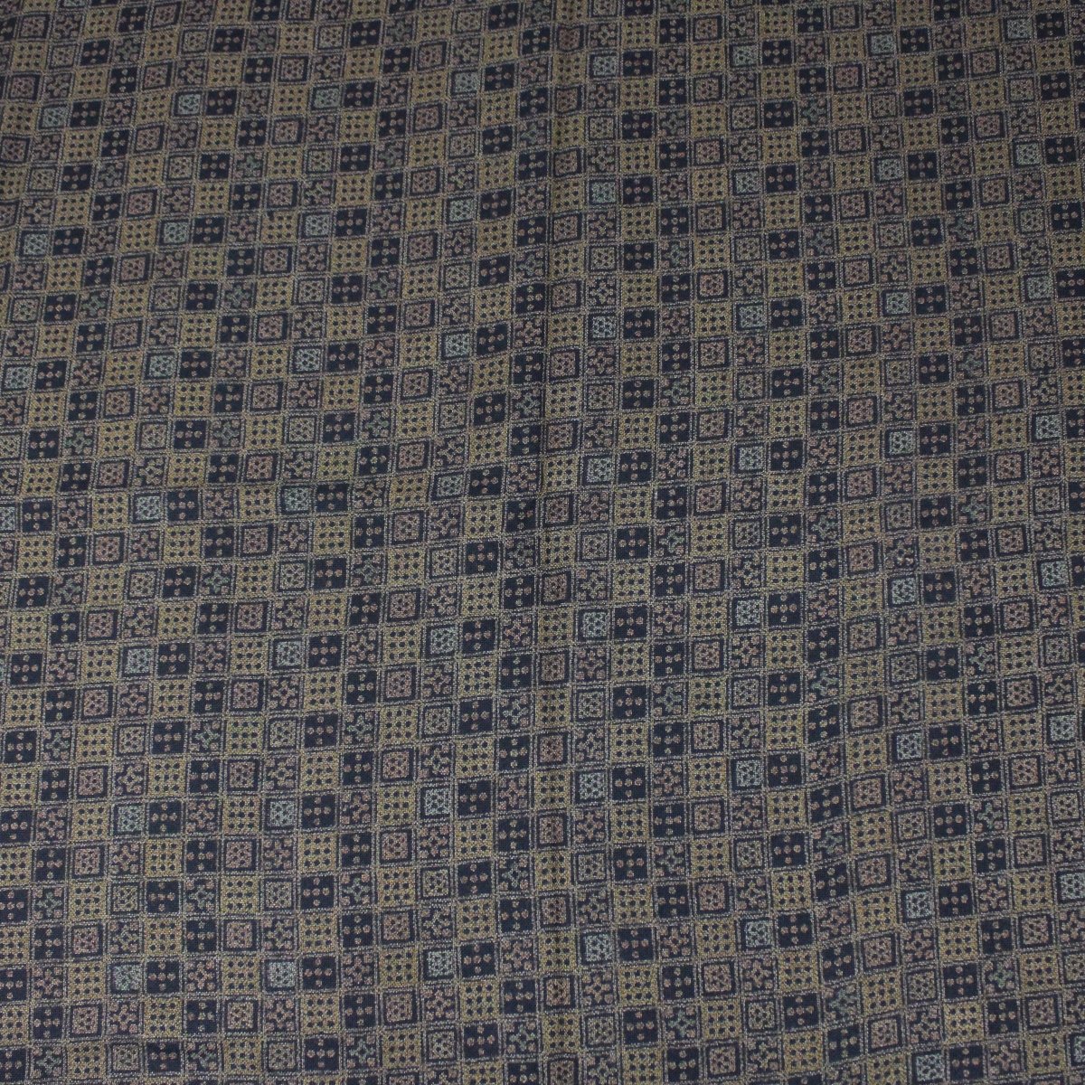 3 Metres Retro Dress-Rayon 45" Wide Antique Brown - Pound A Metre